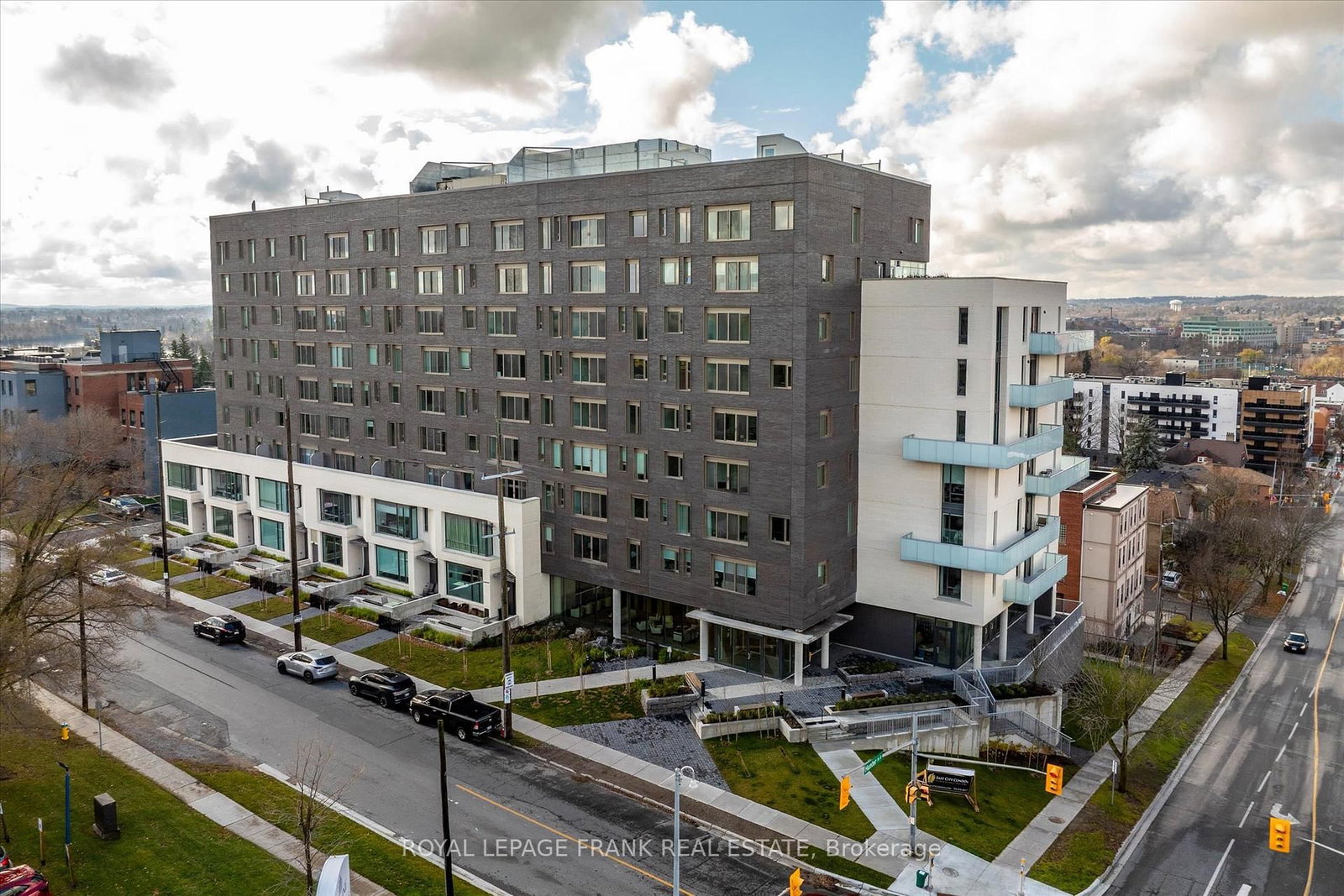 195 Hunter Street, Unit 902 - Photo 2