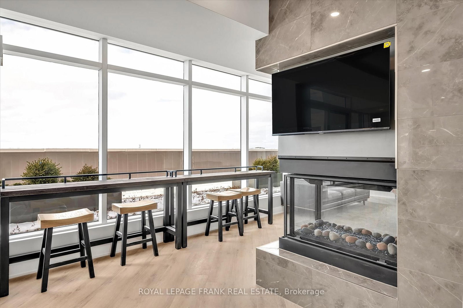 195 Hunter Street, Unit 902 - Photo 30