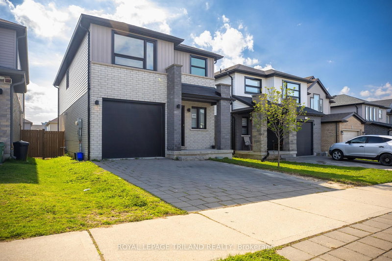 1994 Foxridge Cres, London North, N6G 0L8 | Image 2