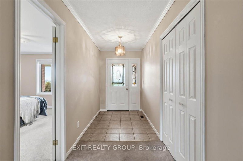 334 Bridge St W, Belleville, K8P 5M1 | Image 3