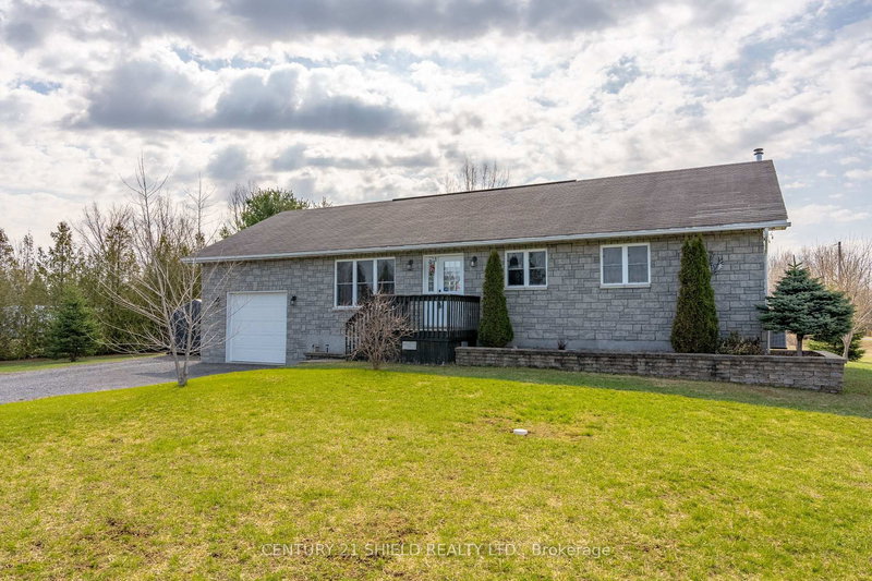 17410 McPhail Rd, South Stormont, K0C 2A0 | Image 2