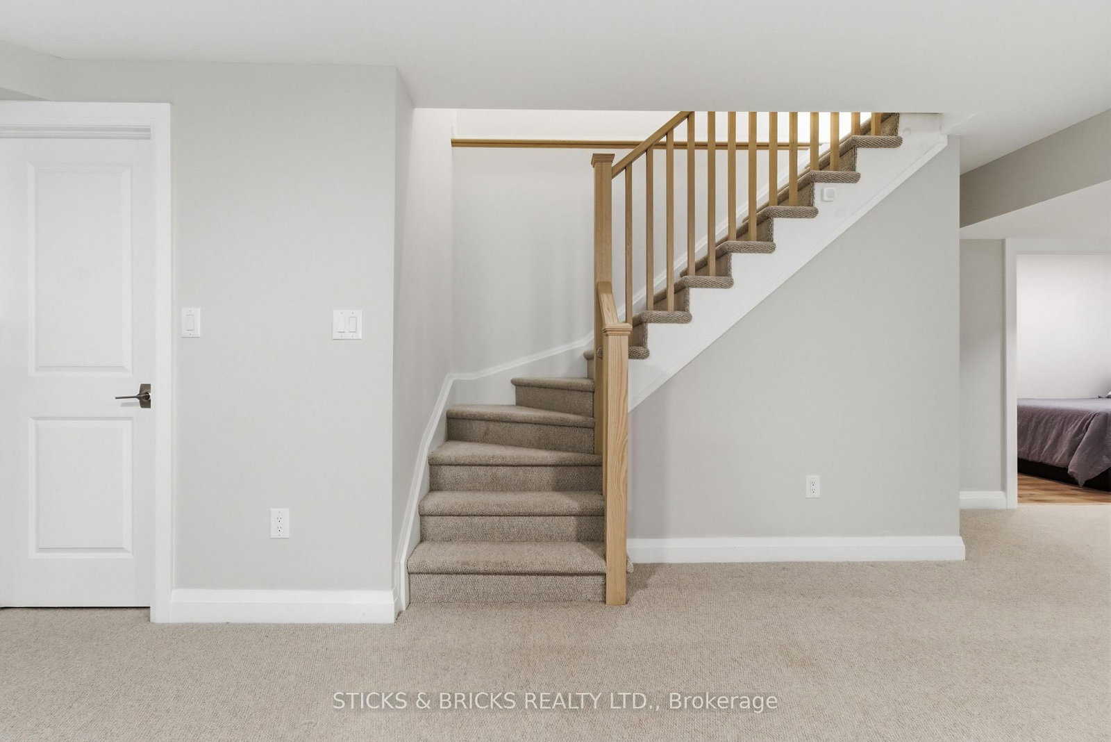 9150 Willoughby Drive, Unit 19 - Photo 26