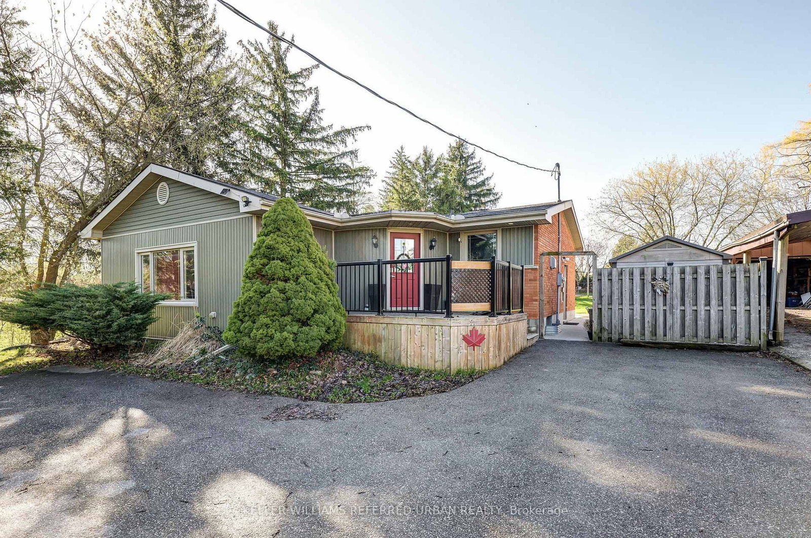 610 Commissioners Road W - Photo 19