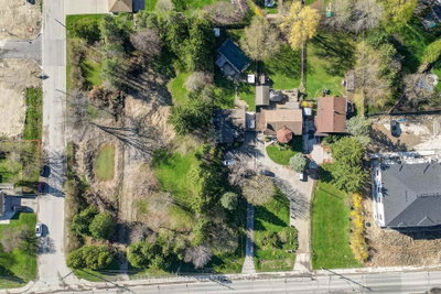 610 W Commissioners Road • London South, ON photo 5