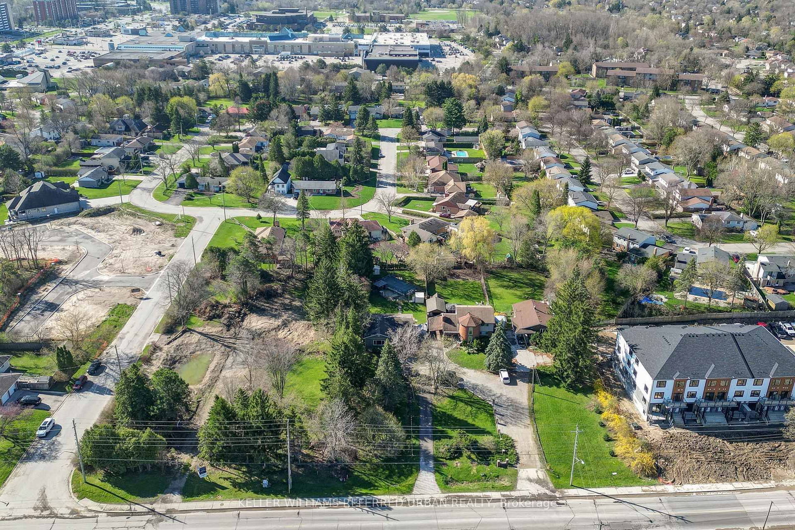 610 Commissioners Road W - Photo 6