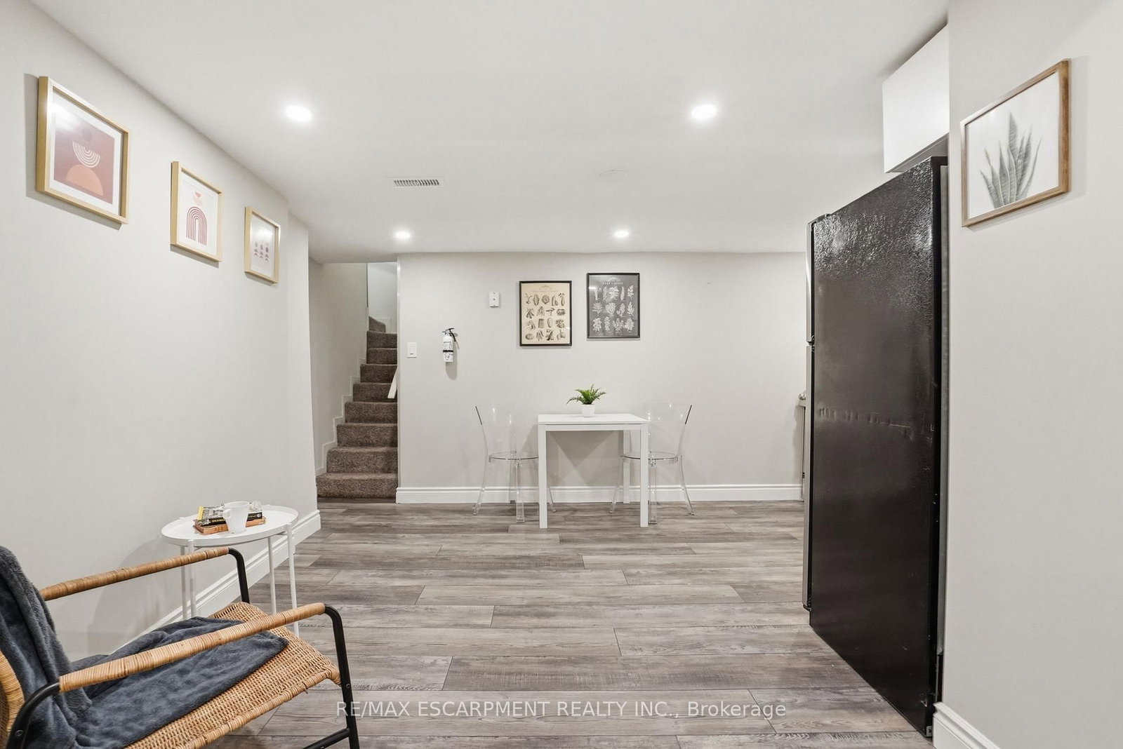 390 Hunter Street W - Photo 21