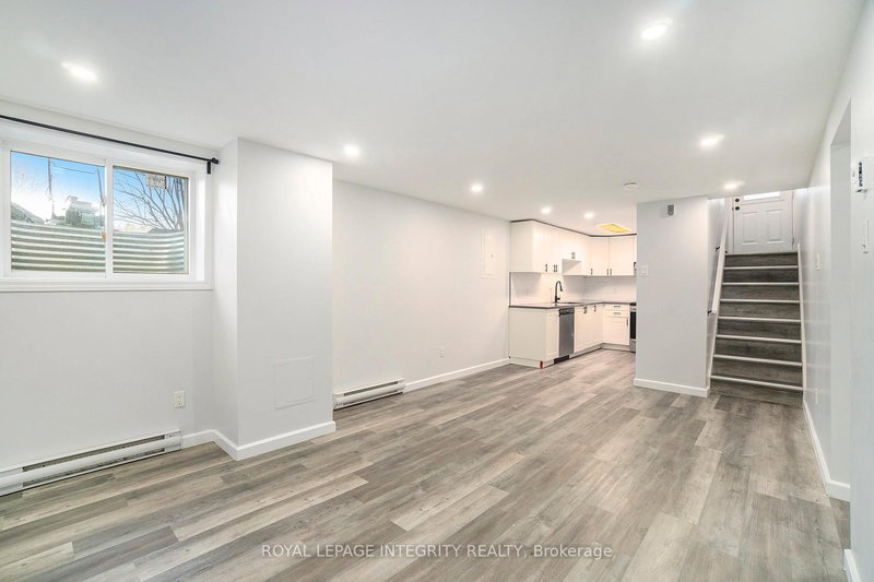 B - 22 Dollard St, Russell, K0A 1W0 | Image 3