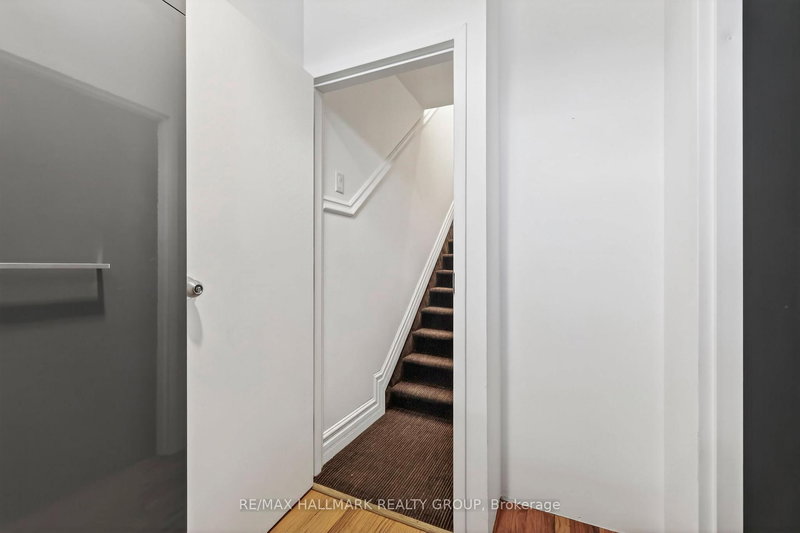 380 Booth St, Ottawa, K1R 6W1 | Image 3