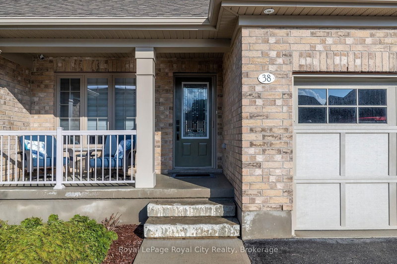 38 Juniper St, Guelph/Eramosa, N0B 2K0 | Image 3