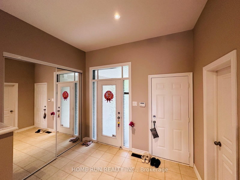 1191 Tischart Cres, Kanata, K2T 0G7 | Image 2