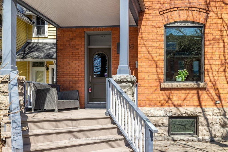 35 Waverley St, Ottawa, K2P 0T7 | Image 2