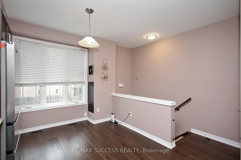 47 Edenrock Dr, Hamilton, L8E 0G6 | Image 3