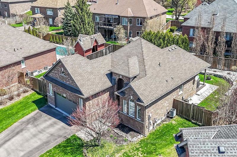 19 Lampman Dr, Pelham, L0S 1C0 | Image 2