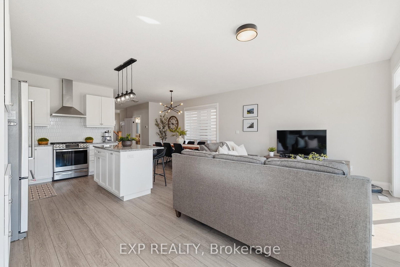 38 SPORTSMAN HIL Street - Photo 6