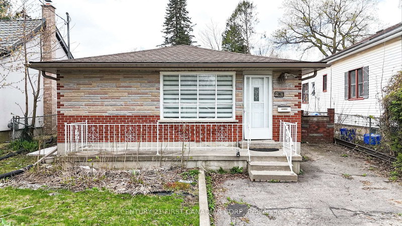 201 Emerson Ave, London South, N5Z 3L5 | Image 2