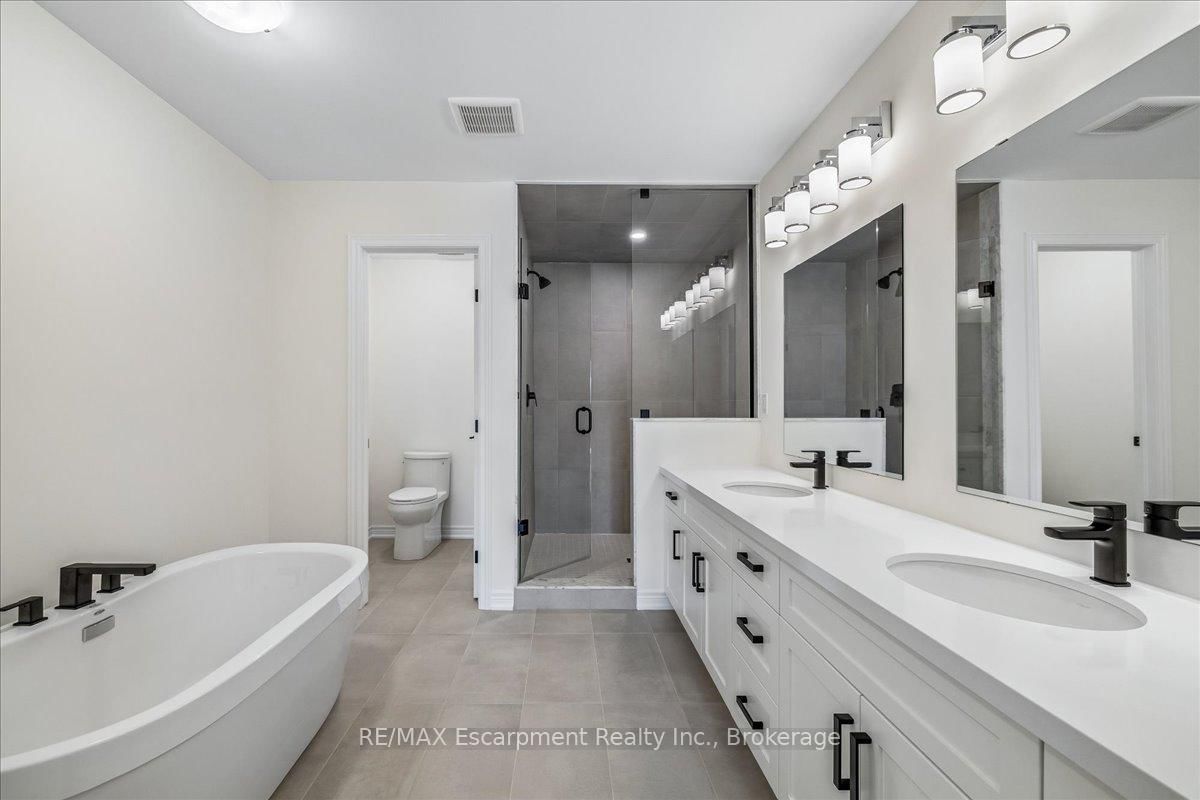 68 Valley Trail Place - Photo 32