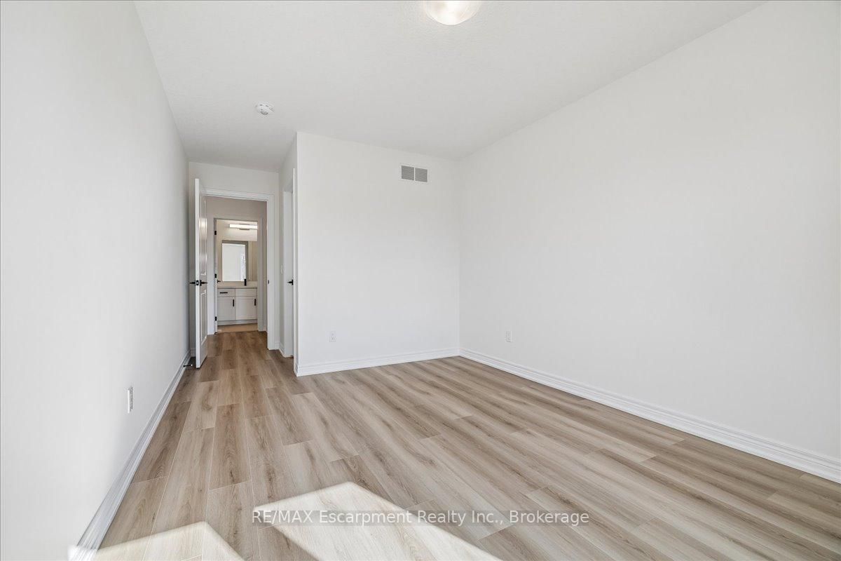 68 Valley Trail Place - Photo 35