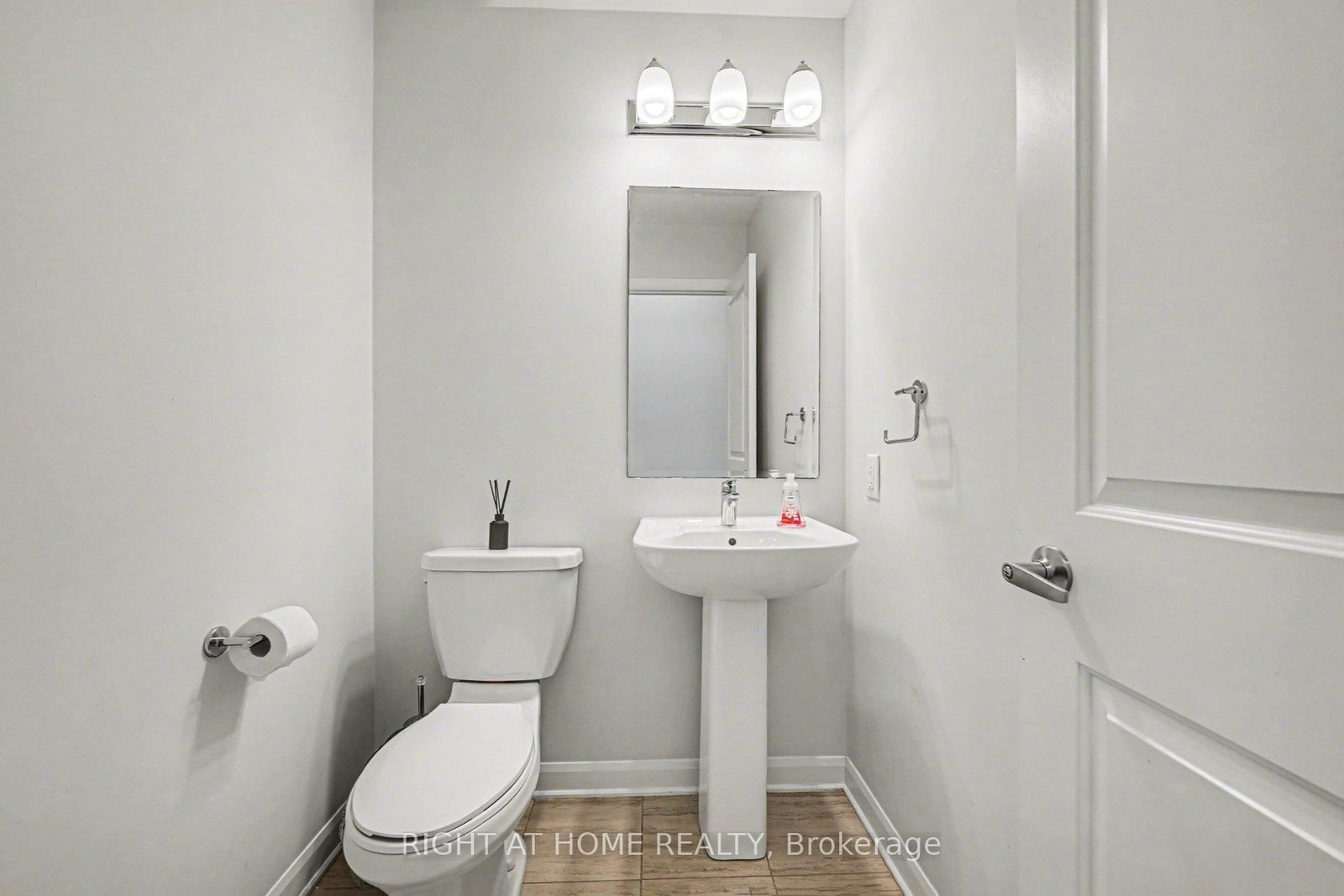 112 Attwell Private - Photo 10