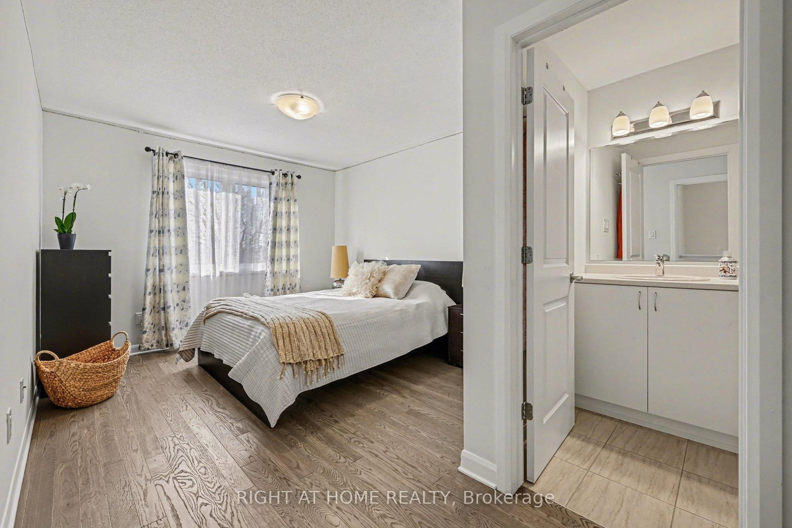 112 Attwell Private - Photo 11