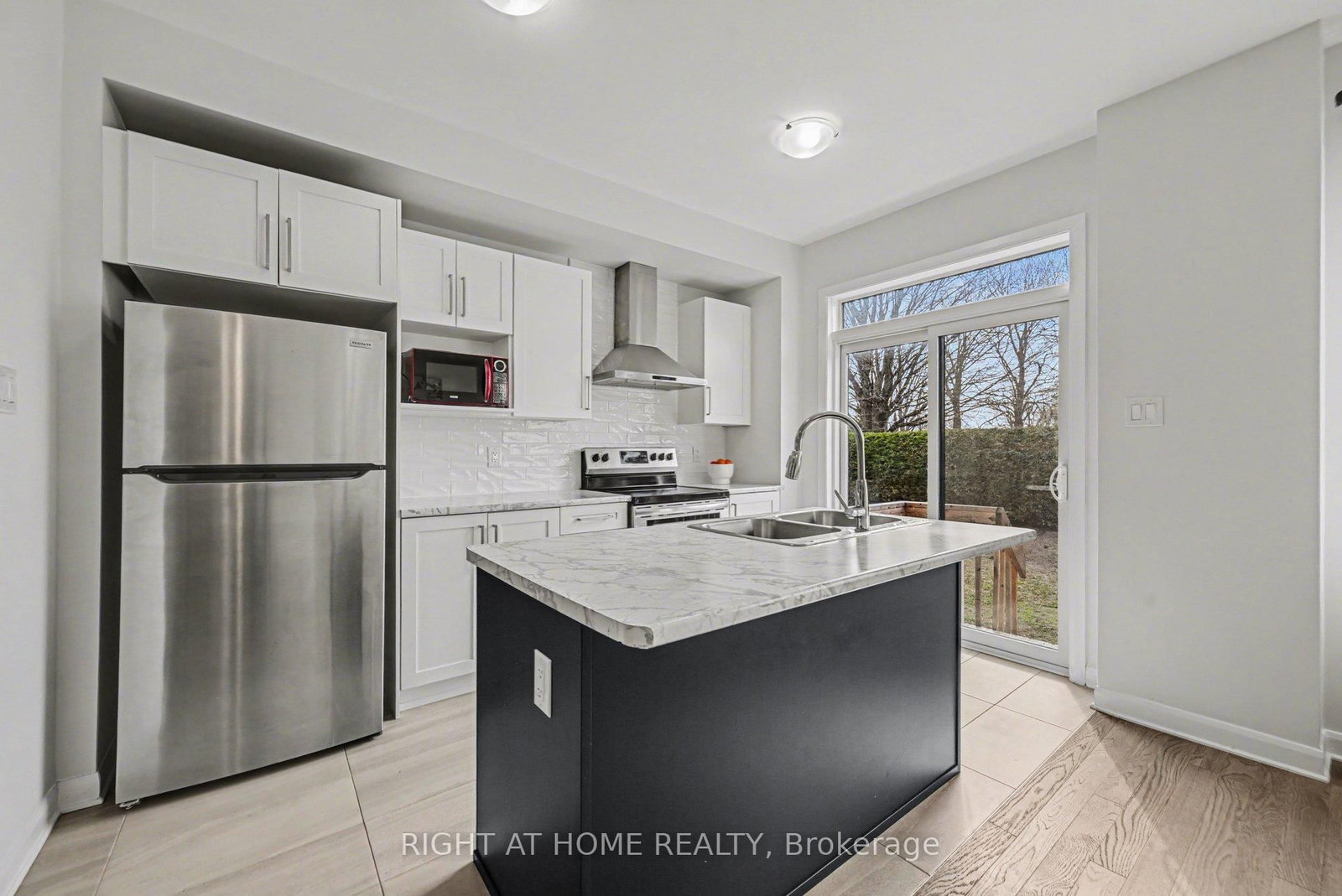 112 Attwell Private - Photo 7