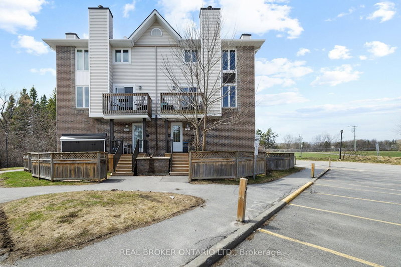 3 - 7 Timberview Way, Ottawa, K2H 9M5 | Image 2