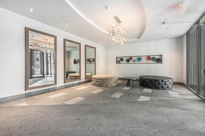 214 - 360 Patricia Ave, Ottawa, K1Z 0A8 | Image 2