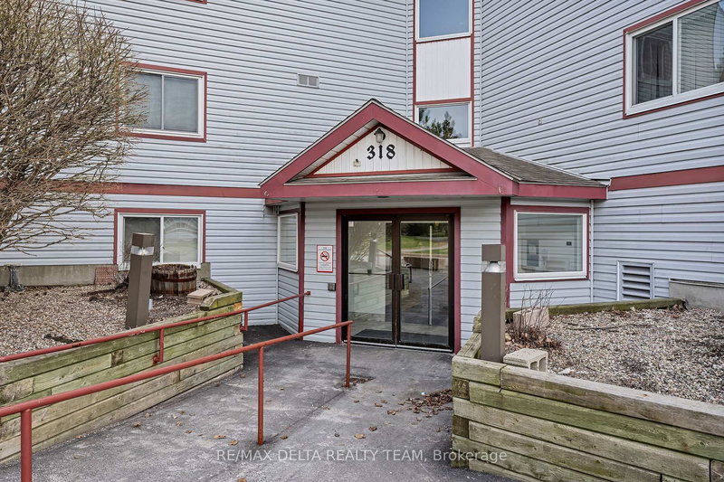 119 - 318 LORRY GREENBERG Dr, Ottawa, K1T 2R5 | Image 3