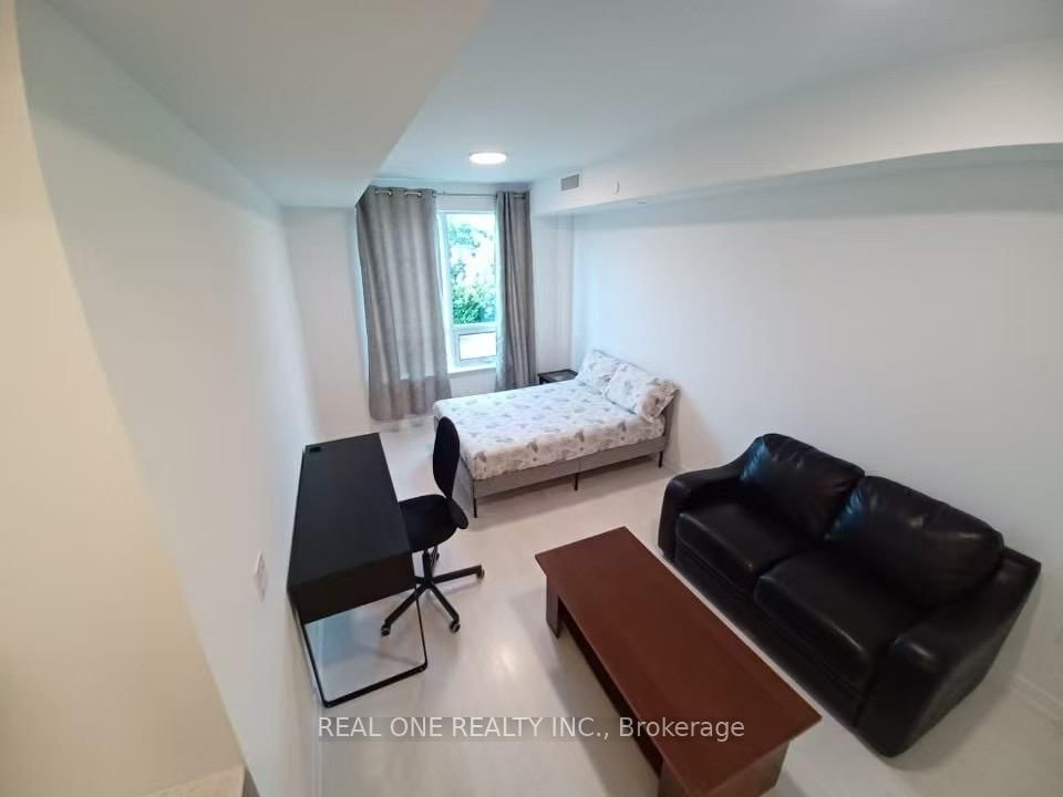 415 Main Street W, Unit 409