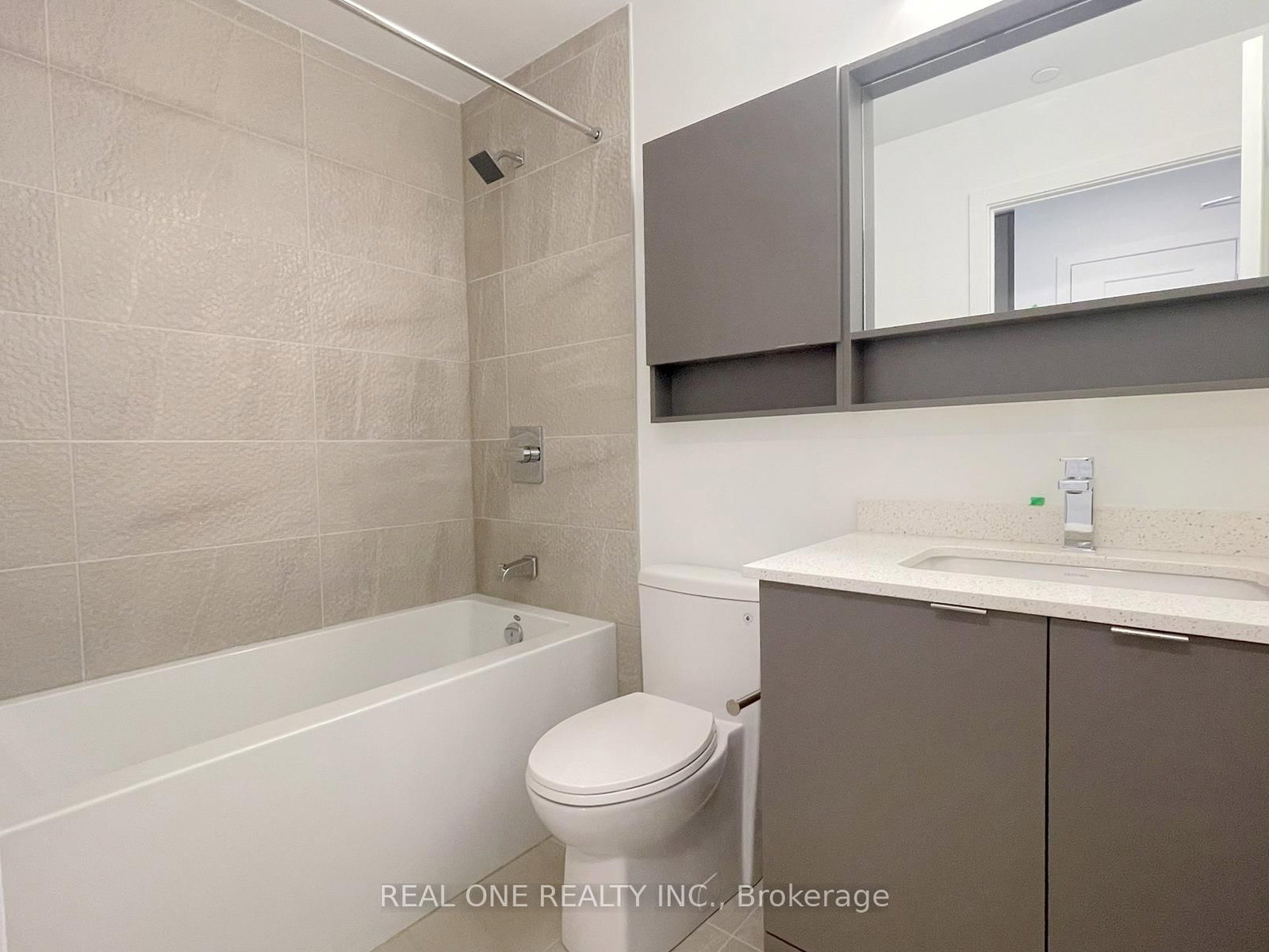 415 Main Street W, Unit 409 - Photo 11