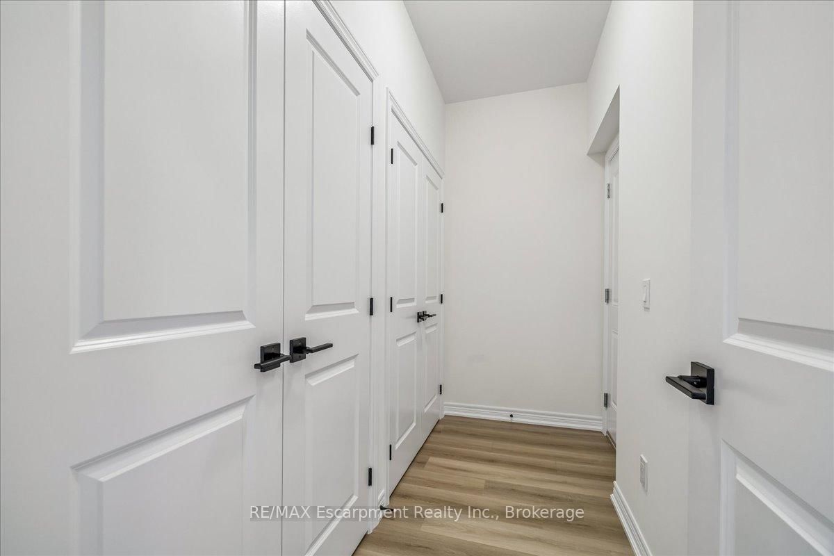 68 Valley Trail Place - Photo 12