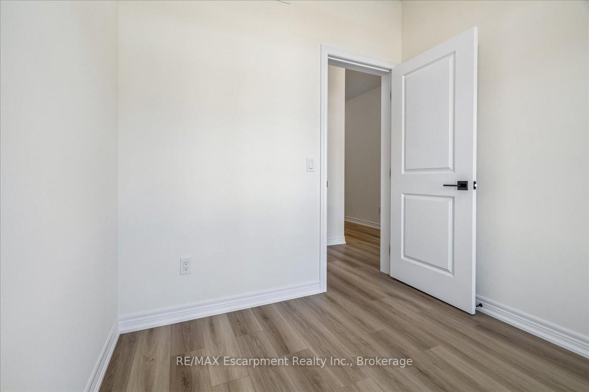 68 Valley Trail Place - Photo 8