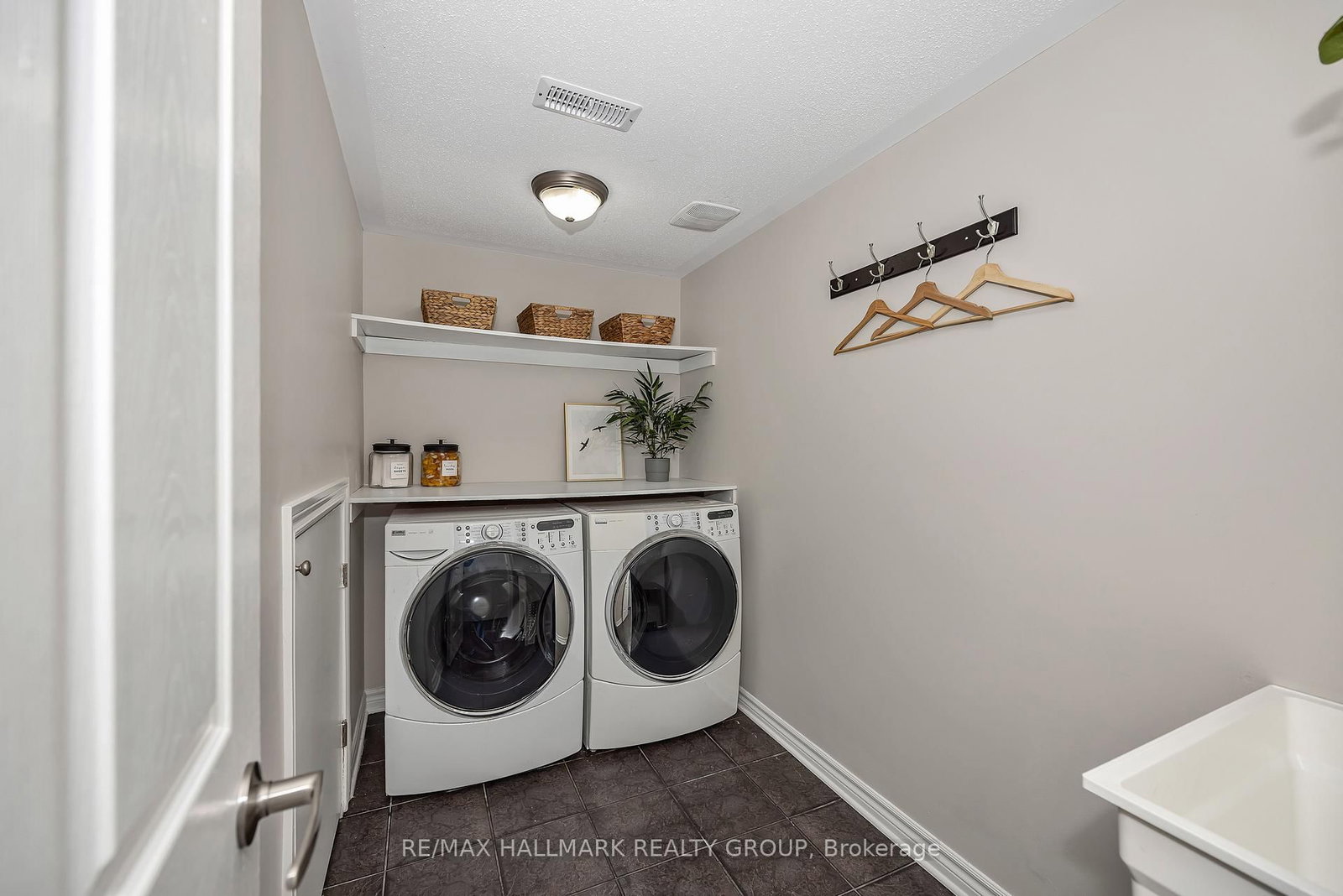 618 Martinique Lane - Photo 9