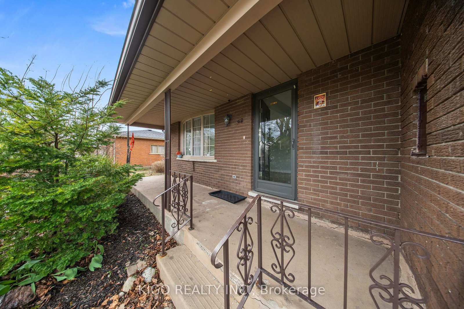 42 Tupper Crescent - Photo 4