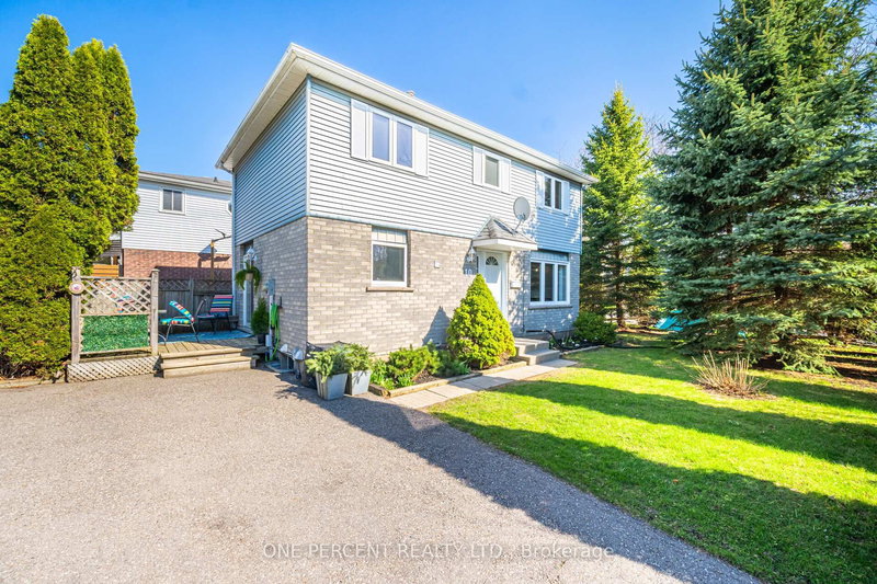 10 Ristau Cres, Kitchener, N2E 3A8 | Image 2