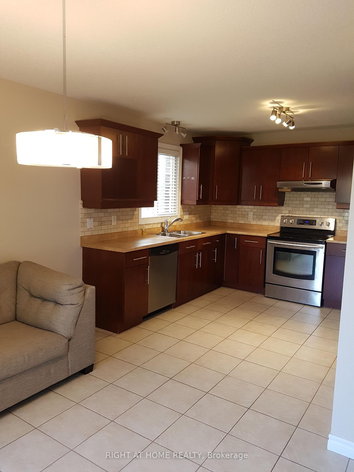 2206 Coronation Drive - Photo 6