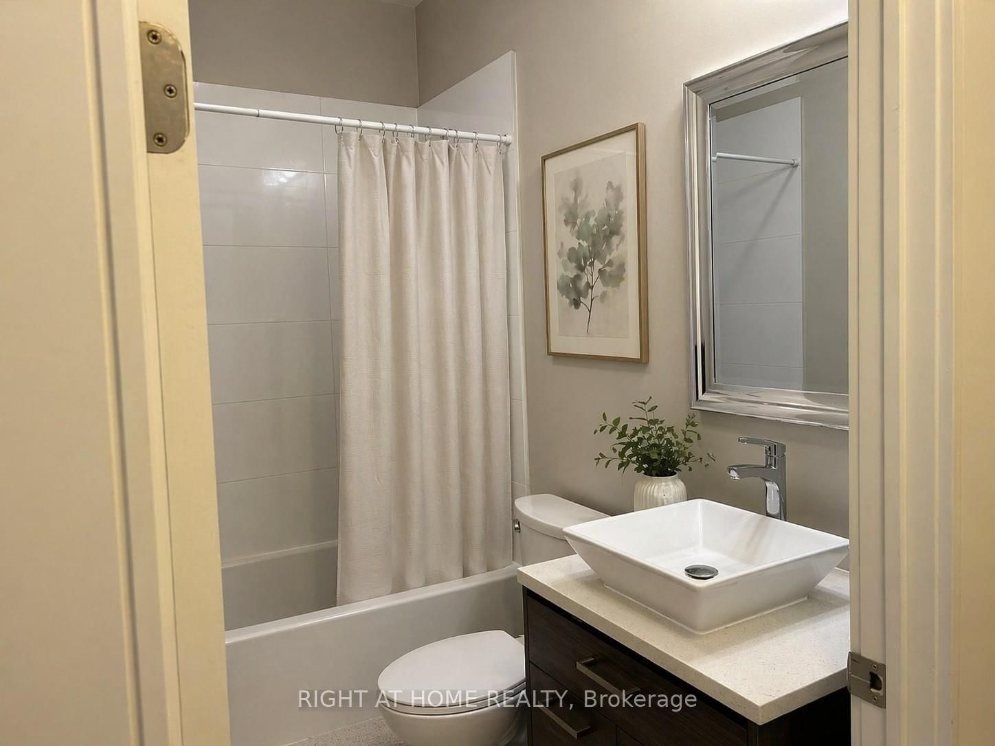 150 Main Street W, Unit 1210 - Photo 7