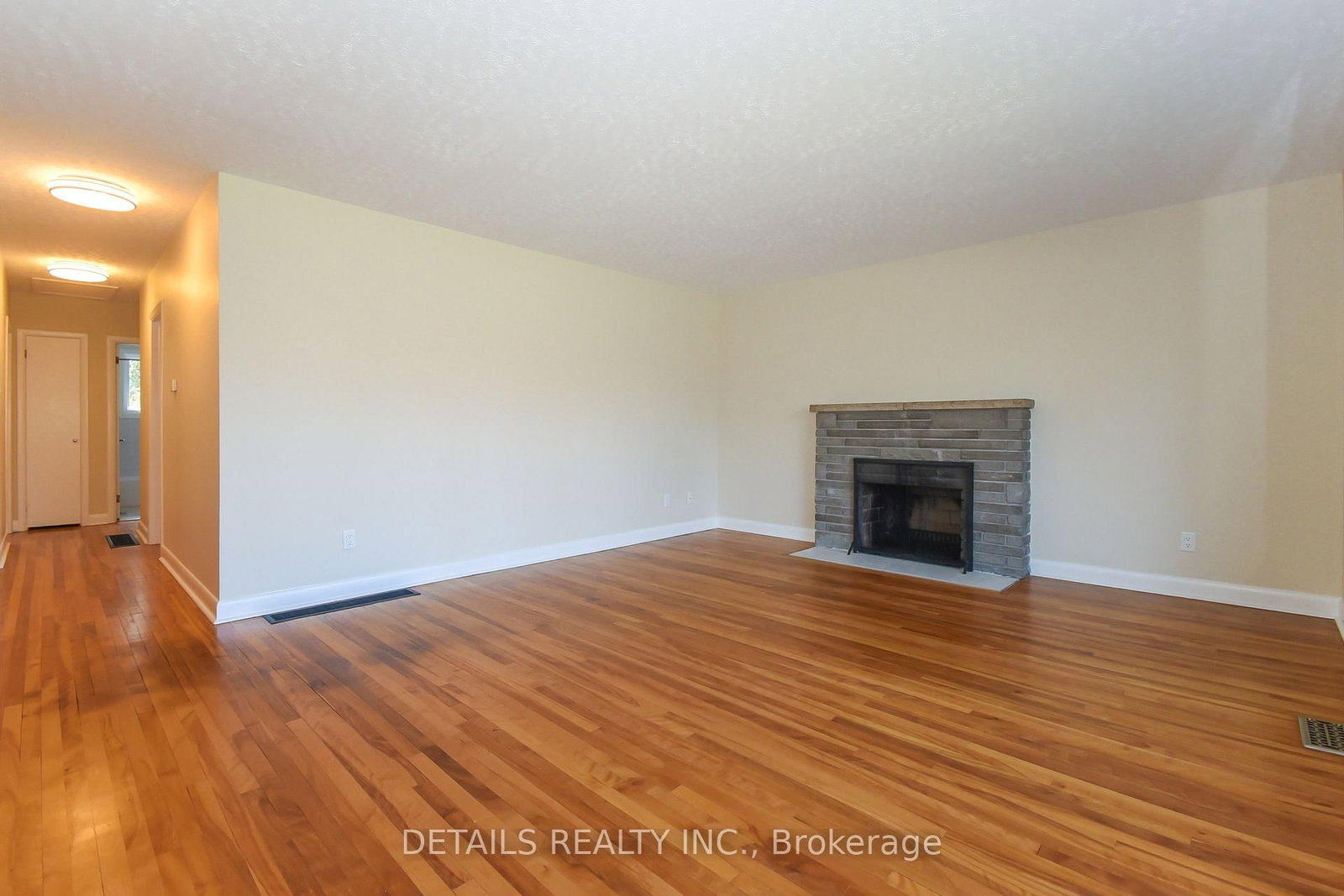 2364 Cheshire Road - Photo 5