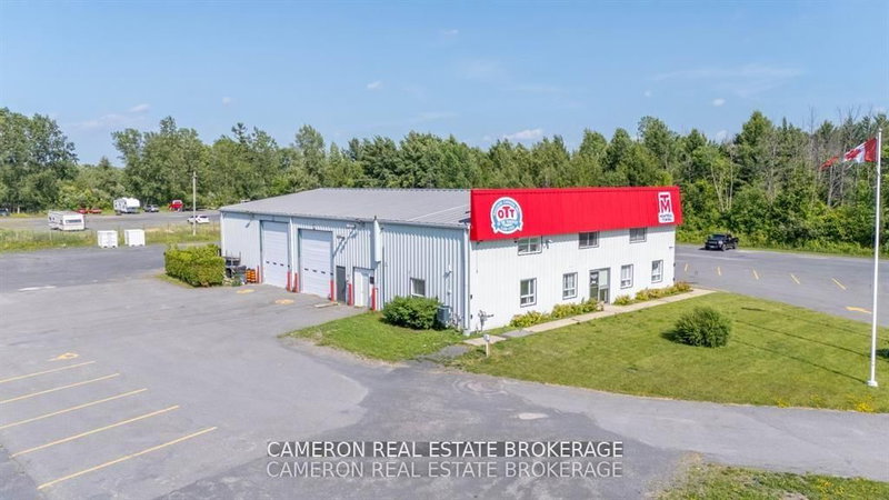 2525 Brookdale Ave, Cornwall, K6J 5X9 | Image 3