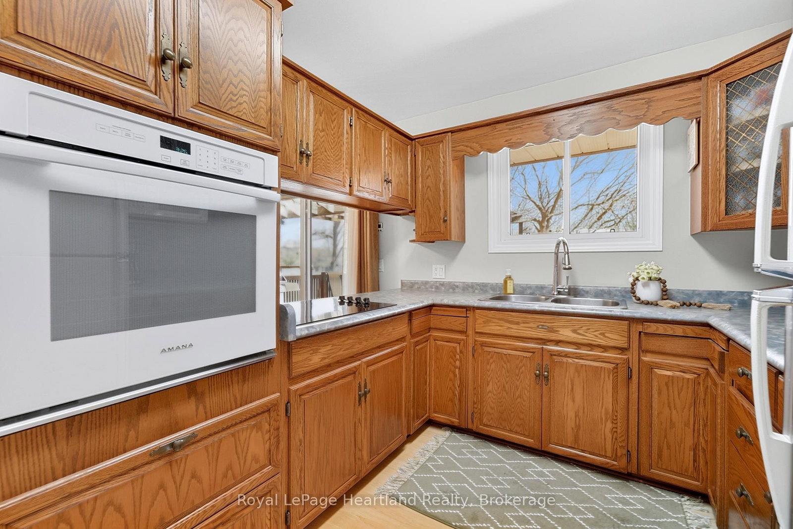 106 Oxford Street - Photo 14