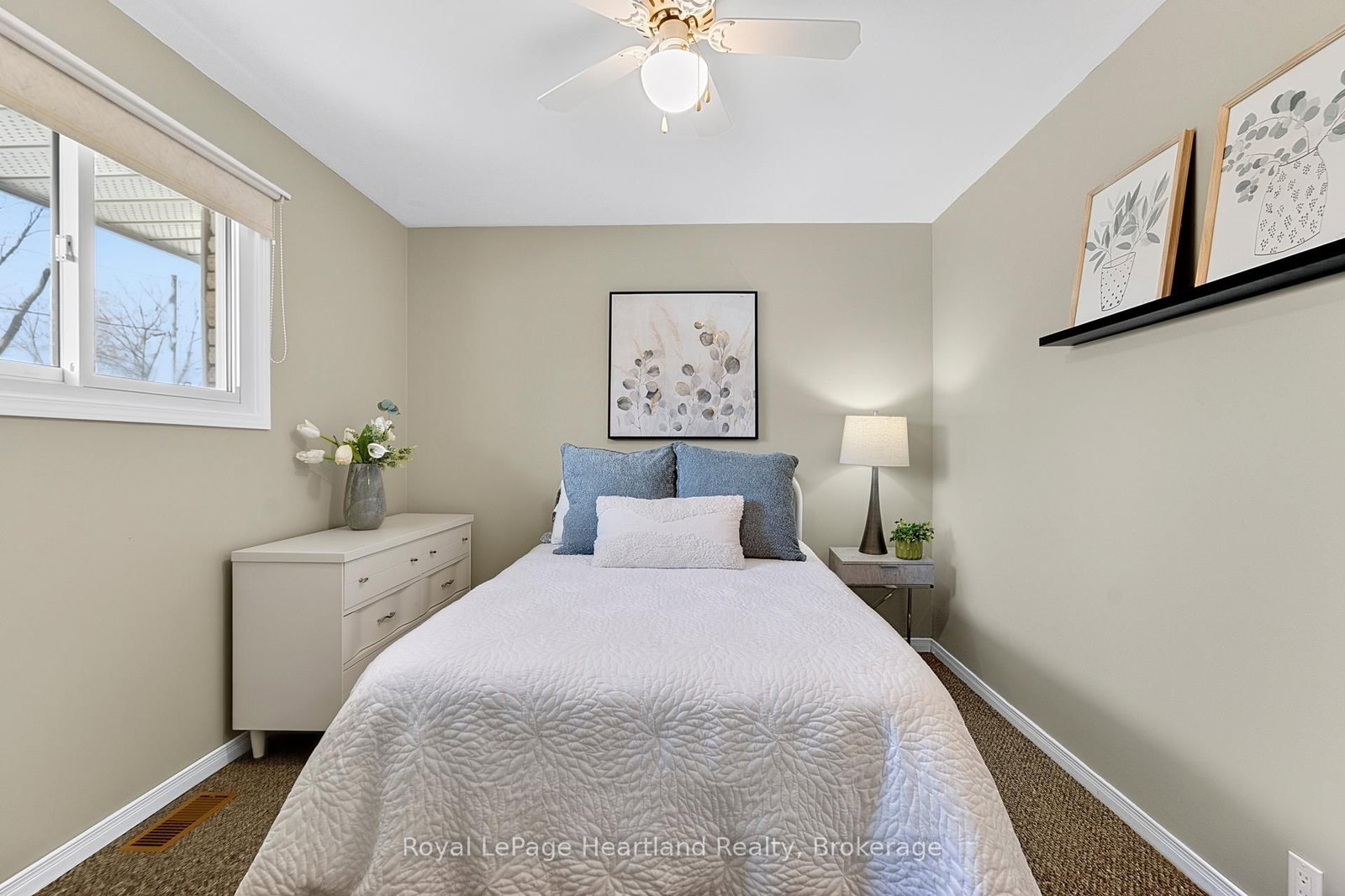 106 Oxford Street - Photo 18