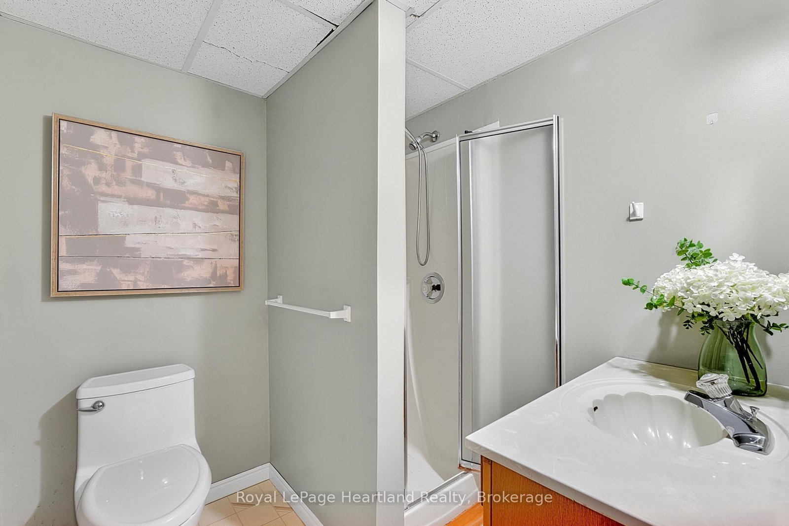 106 Oxford Street - Photo 33