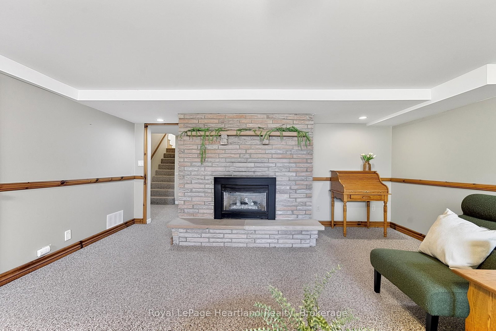 106 Oxford Street - Photo 36