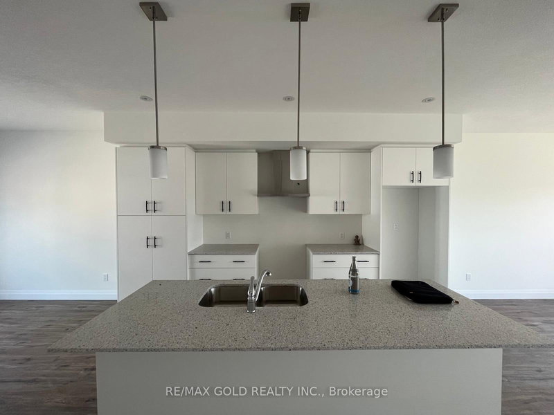 28 Lily Lane, Guelph, N1L 0R2 | Image 3