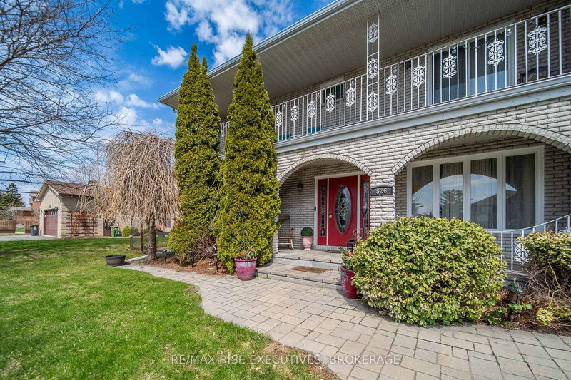 526 Canterbury Cres, Kingston, K7M 6X1 | Image 2