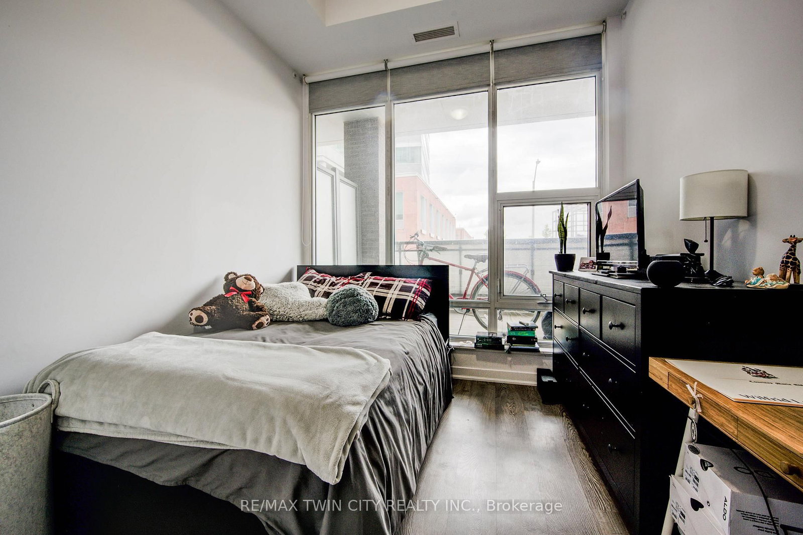 85 Duke Street W, Unit 112 - Photo 22