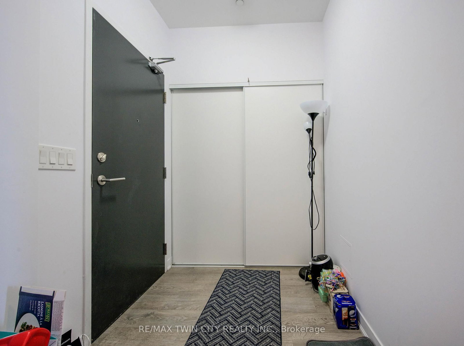 85 Duke Street W, Unit 112 - Photo 6