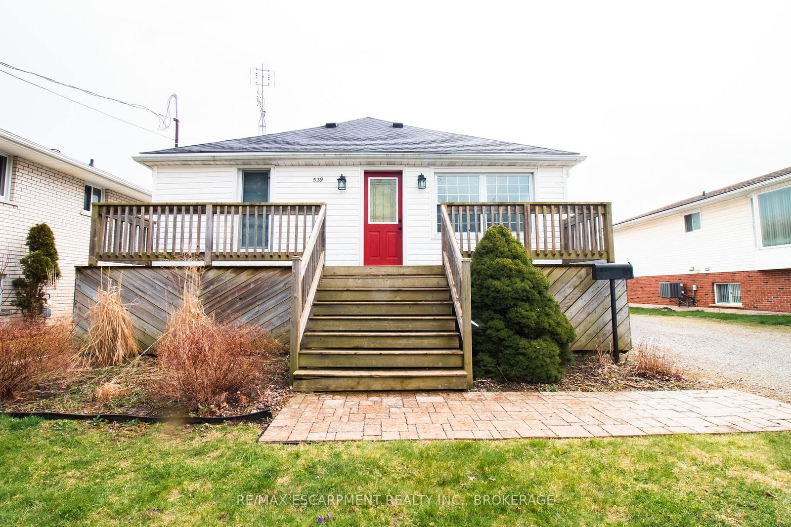539 Woodlawn Road, Unit 1
