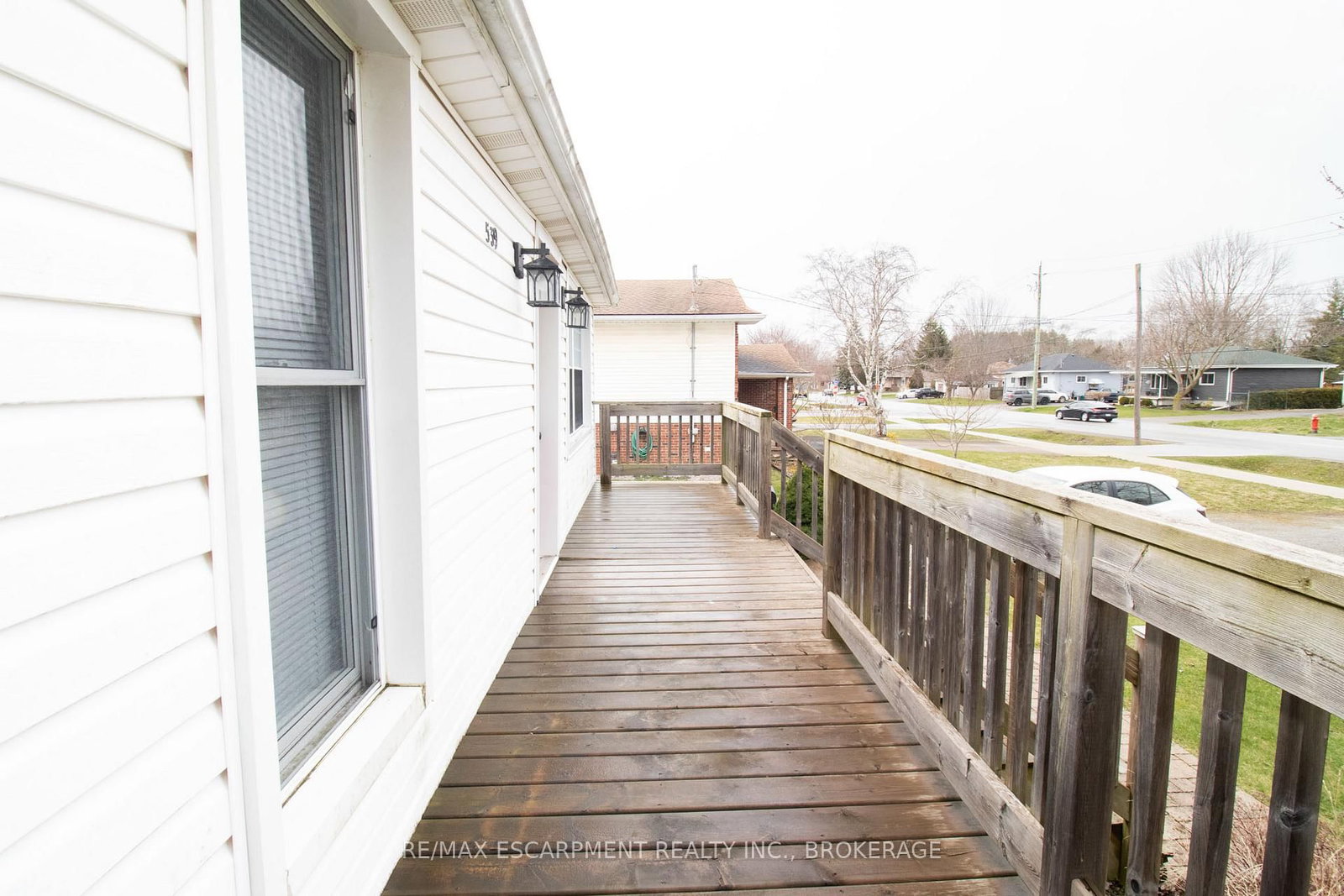 539 Woodlawn Road, Unit 1 - Photo 2