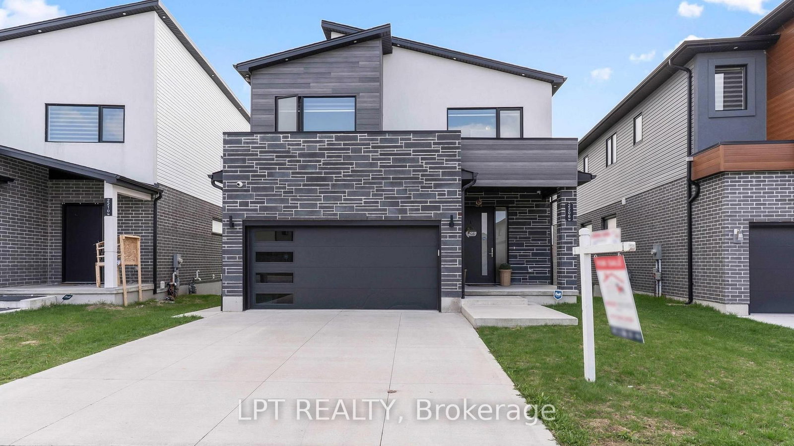 Detached House for sale at 2206 Tokala Trail, London North, Ontario, N6G 0V8 - North S - MLS: X13039538