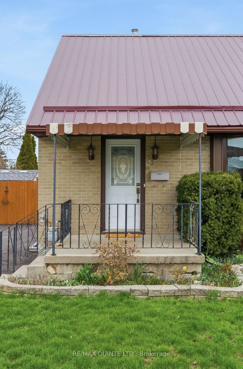 59 Fourth Ave, Quinte West, K8V 5N5 | Image 3